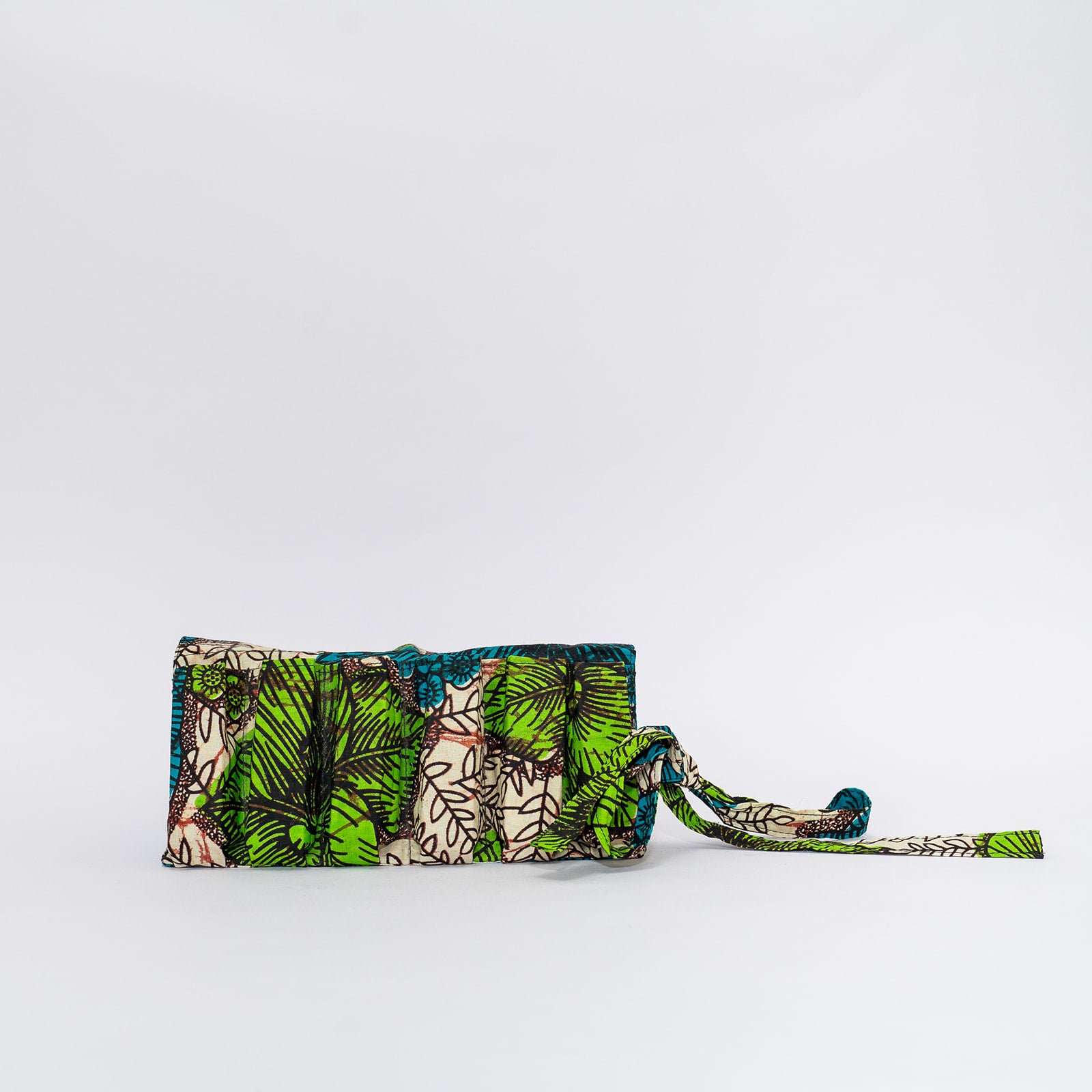 kitenge essential oil holder