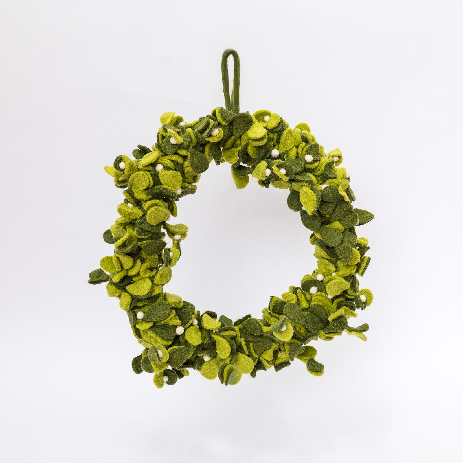 felt mistletoe wreath