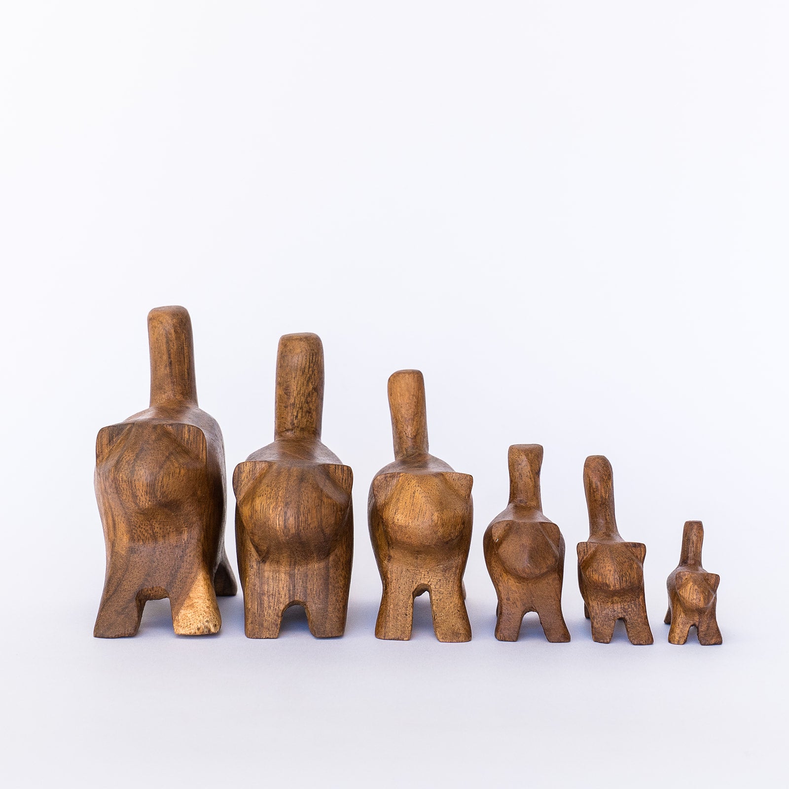 mugavu wood kitty family